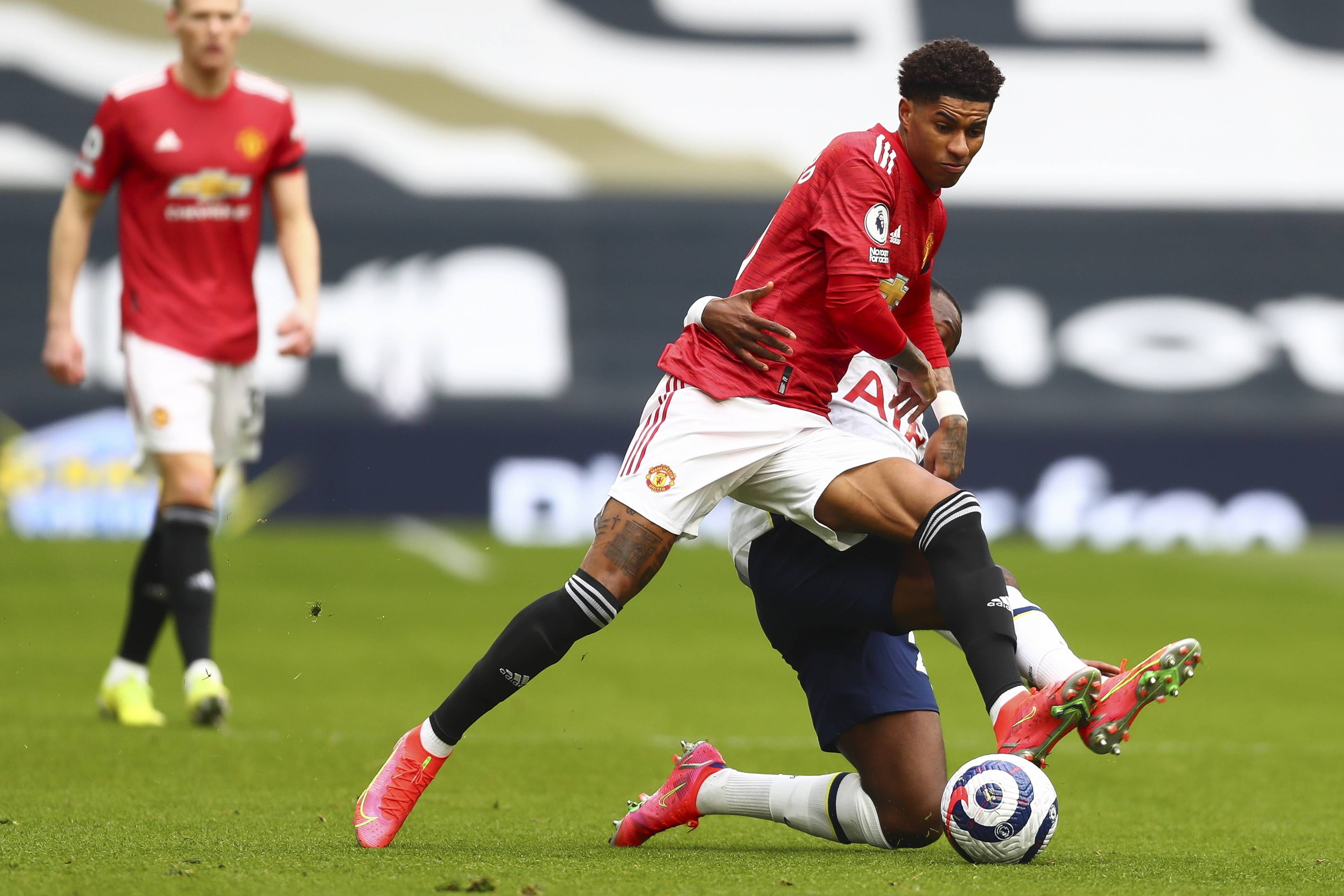 球市场的整 球市场的整