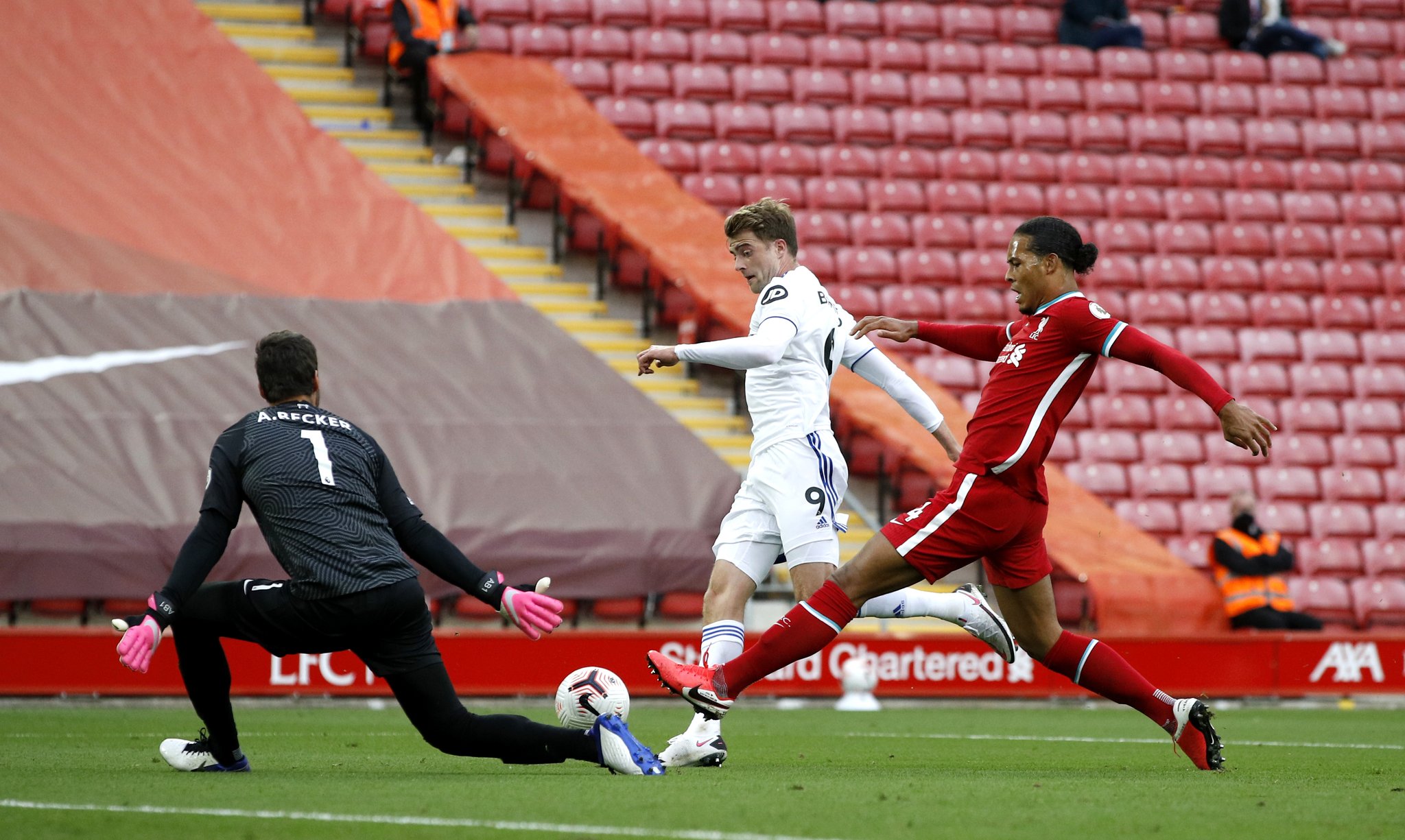 于回到了赛 于回到了赛